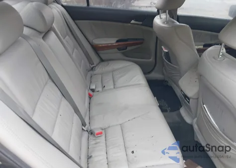 2011 Honda Accord 3.5 Ex-L z USA, uszkodzony, nr VIN 1HGCP3F86BA012000